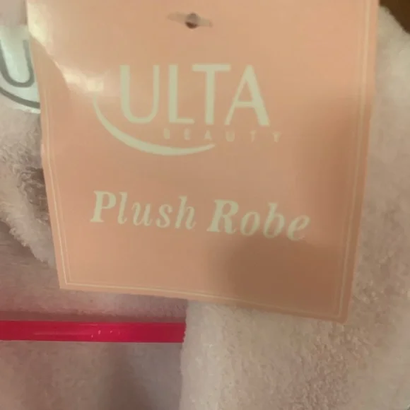 ULTA PINK BRAIDED PLUSH PINK BATHROBE - Picture 3 of 4